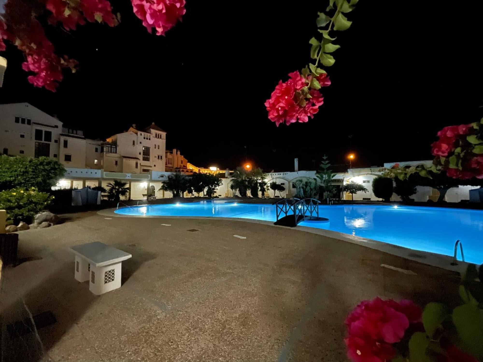 Apartamentos Roquetas Beach ロケタス・デ・マル エクステリア 写真