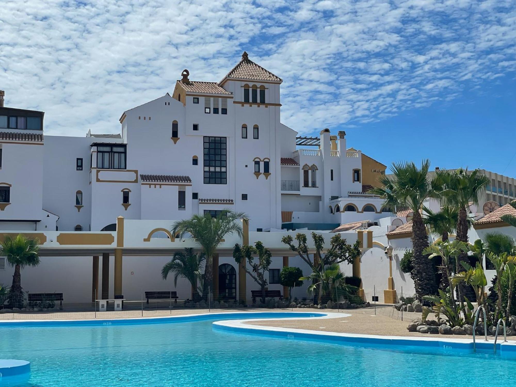 Apartamentos Roquetas Beach ロケタス・デ・マル エクステリア 写真