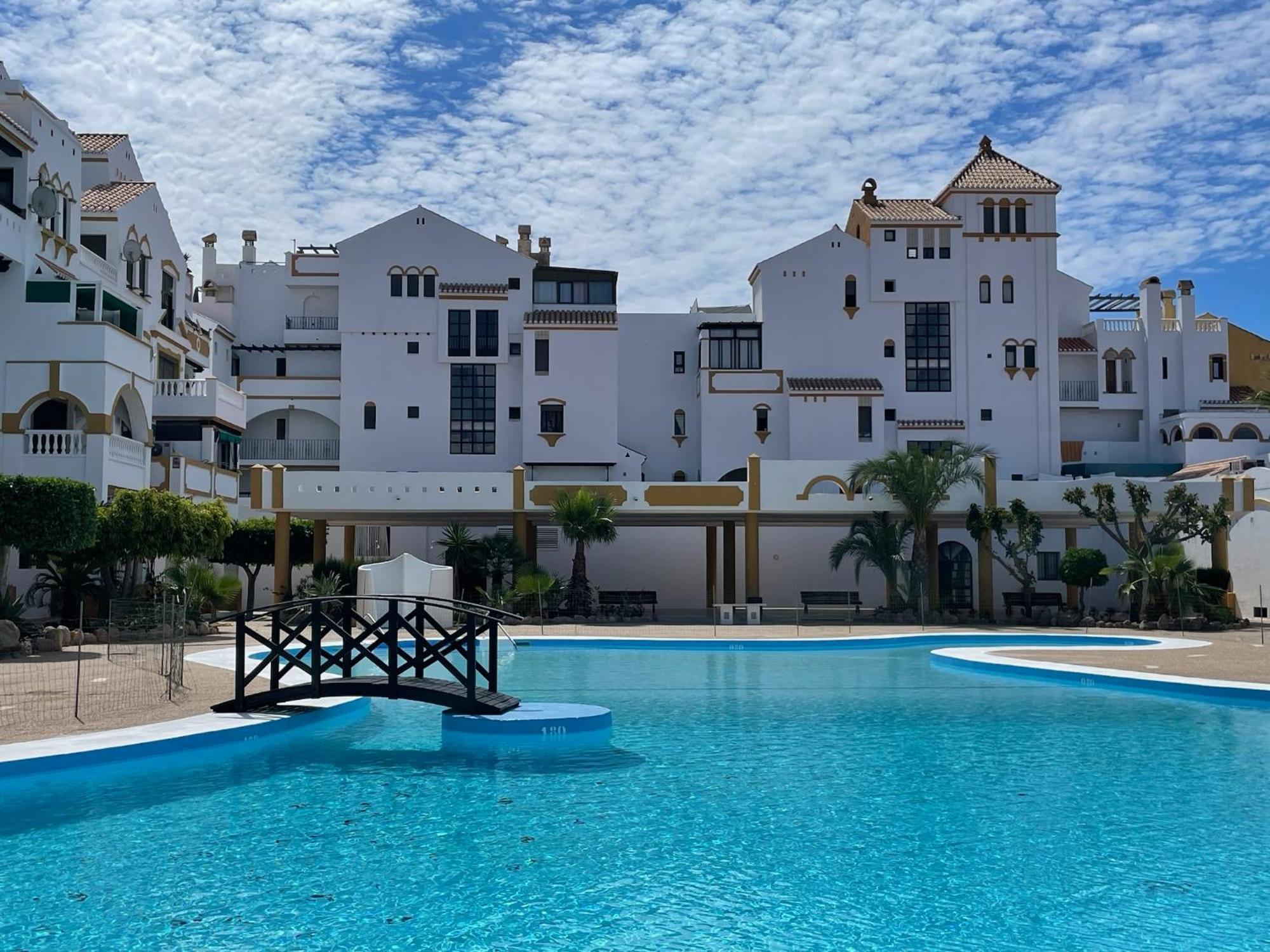Apartamentos Roquetas Beach ロケタス・デ・マル エクステリア 写真